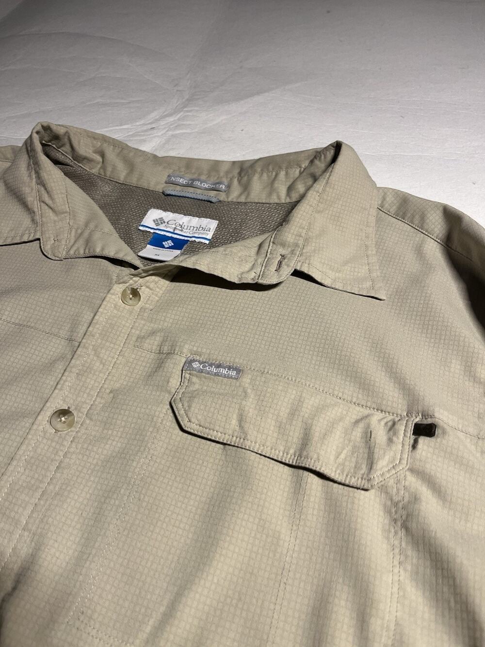 Columbia Insect Blocker Men’s XL Long Sleeve Shirt Khaki Hiking Fishing Outdoor